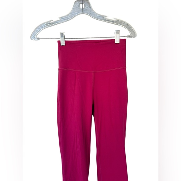 Lululemon Groove Nulu Super-High-Rise Flared Pant Regular - Size 2 -Pomegranate - Picture 5 of 14